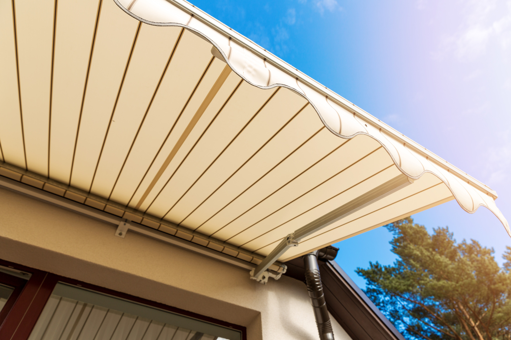 installing your awning in the sun